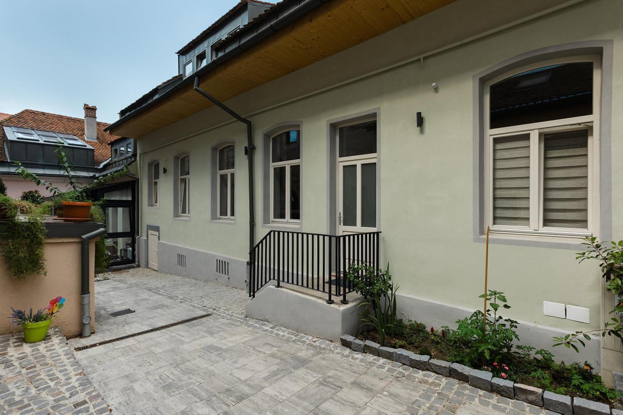 House 66 Lejlighedshotel Braşov Eksteriør billede